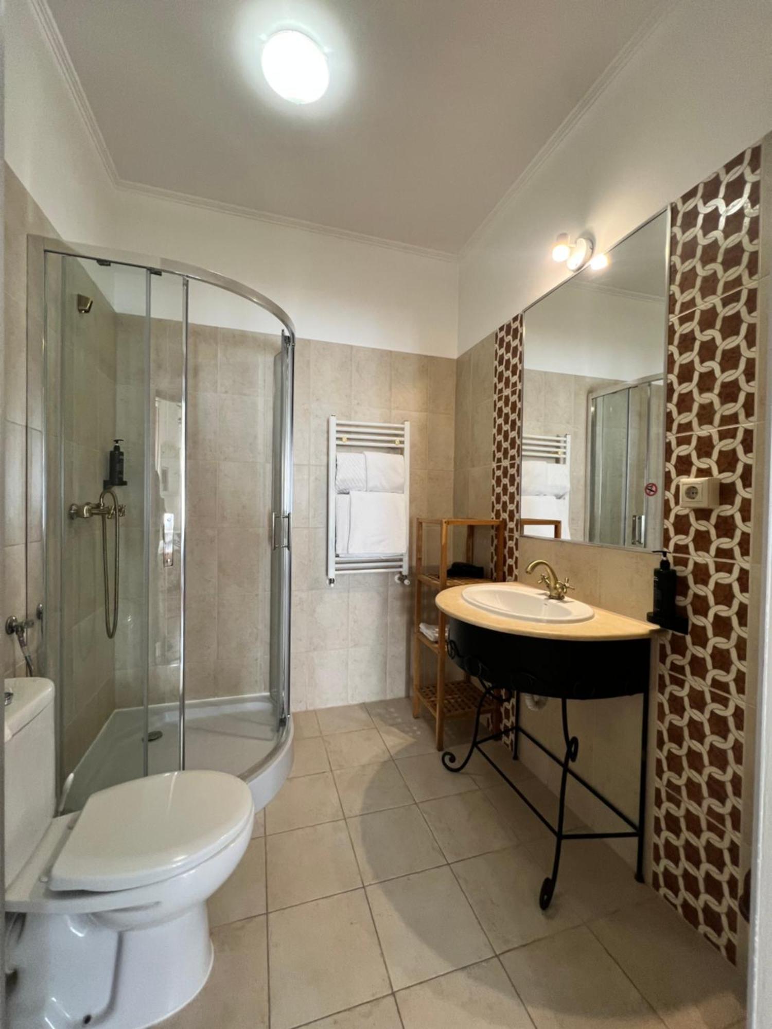 Park Villa - Boutique Hotel Timisoara Ngoại thất bức ảnh