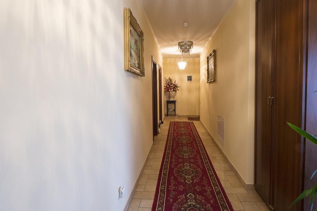 Park Villa - Boutique Hotel Timisoara Ngoại thất bức ảnh